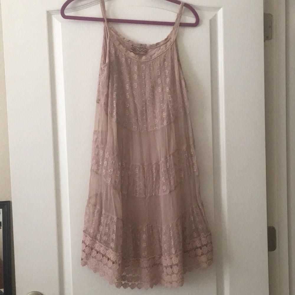 Beautiful Italian silk dress with details sz S new